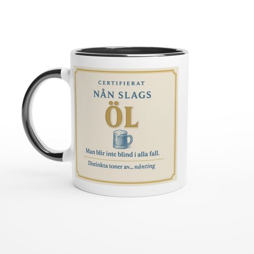 Mugg med etikettliknande tryck “Certifierat nån slags öl” – rolig present till ölälskare med humor