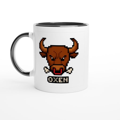Vit mugg med pixelgrafik av arg oxe och texten “Oxen” – rolig mugg med tryck i 8-bitstil för stjärntecknet Oxen